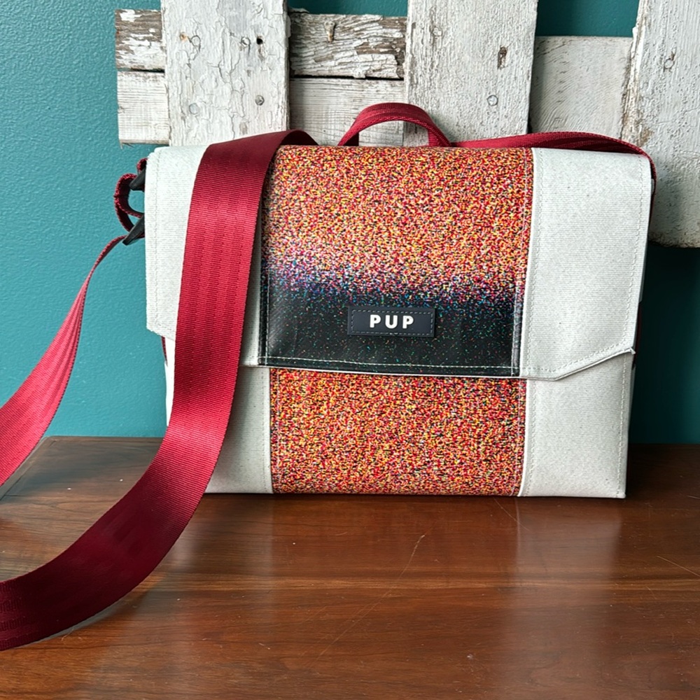 People for Urban Progress Messenger Crossbody Bag